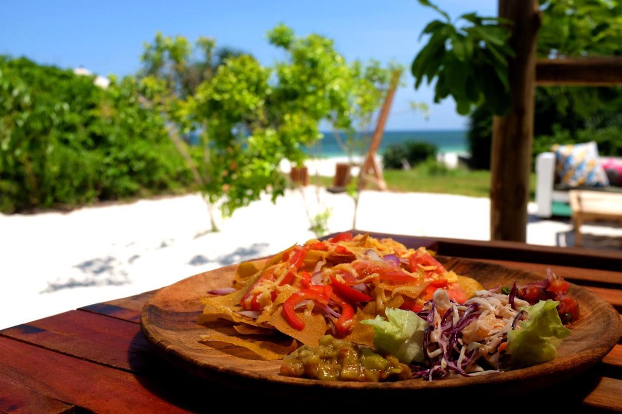 Salty'S Kitesurf Village Kilifi Exterior foto
